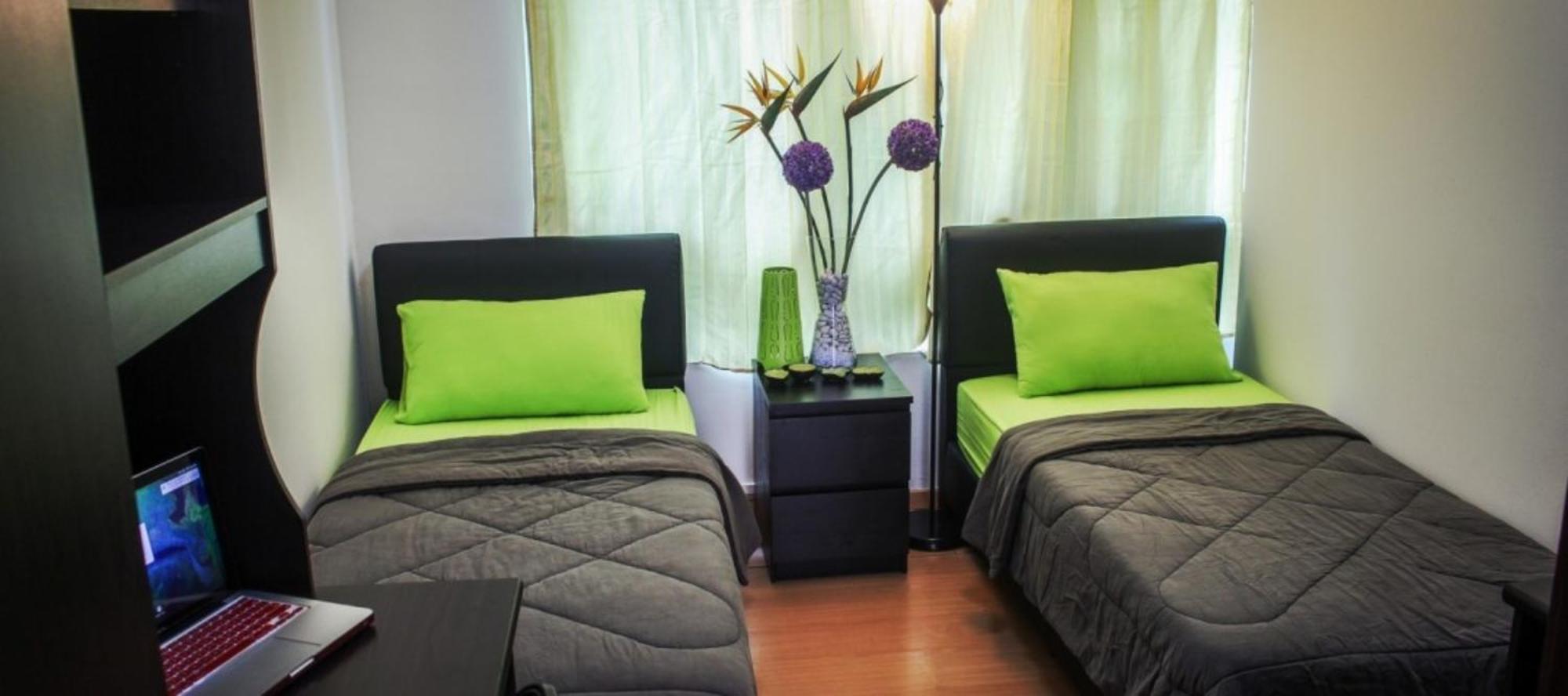 Staff Guest House Ньиредьхаза Экстерьер фото