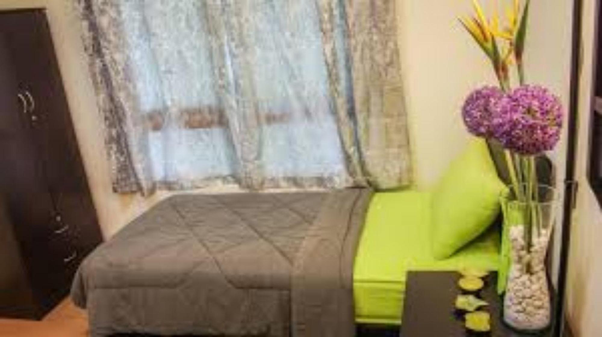 Staff Guest House Ньиредьхаза Экстерьер фото